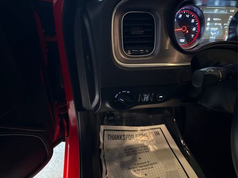 Used 2022 Dodge Charger SXT image 21
