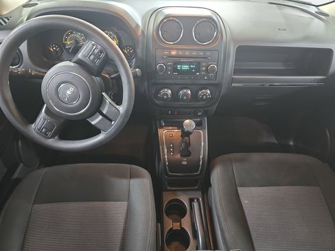 Used 2015 Jeep Patriot Sport w/ Power Value Group FWD image 9