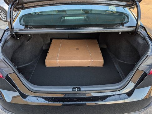 Used 2026 Toyota Camry SE w/ Convenience Package image 9