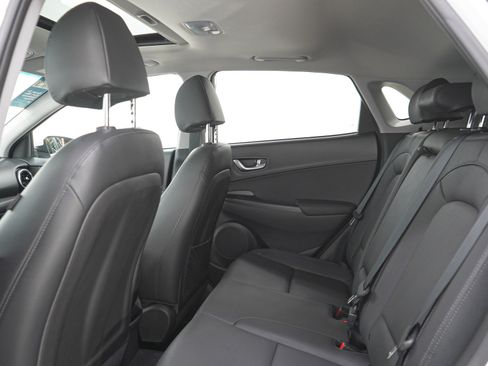 Used 2023 Hyundai Kona Limited image 14