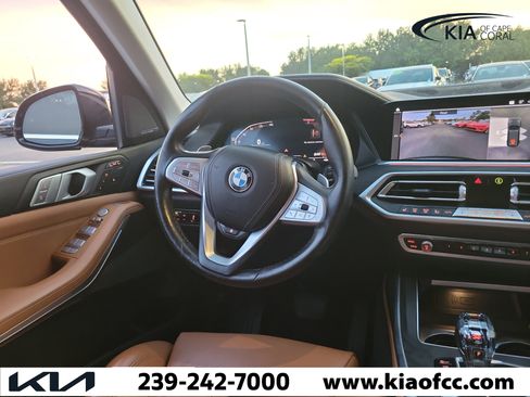 Used 2019 BMW X7 xDrive40i w/ Premium Package AWD/4WD image 22