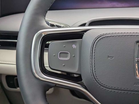 New 2026 Lincoln Nautilus Premier AWD/4WD image 26