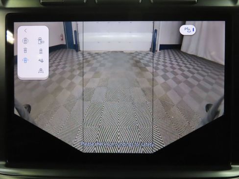 Used 2024 Ford F350 Lariat image 24