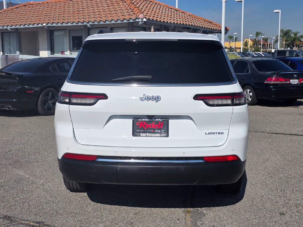 Used 2023 Jeep Grand Cherokee L Limited RWD image 7