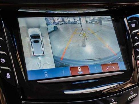 Used 2019 Cadillac Escalade Premium Luxury image 31