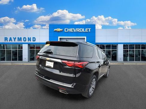 Used 2022 Chevrolet Traverse High Country AWD/4WD image 3