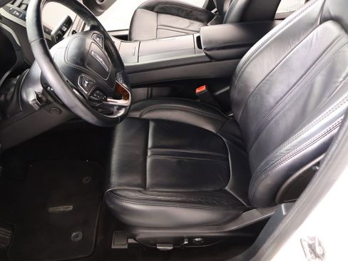 Used 2017 Lincoln MKZ Select w/ Technology Package image 10