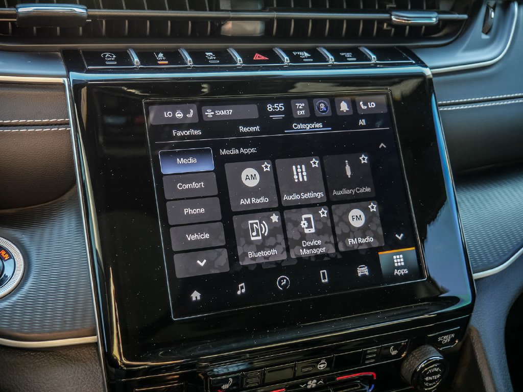 Used 2024 Jeep Grand Cherokee Altitude RWD image 35