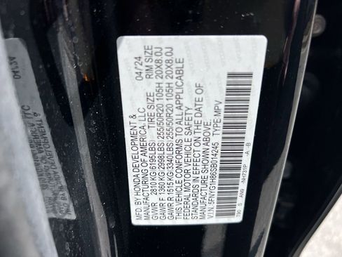 Used 2025 Honda Pilot Elite image 38