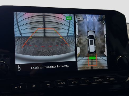 Used 2022 Nissan Pathfinder SL w/ Cargo Package image 16