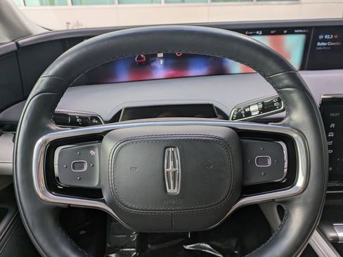 Certified 2024 Lincoln Nautilus Reserve AWD/4WD image 31