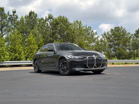 Used 2023 BMW i4 eDrive35 w/ Premium Package RWD image 2