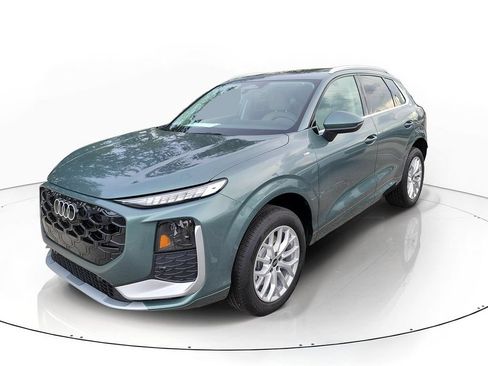 New 2026 Audi Q3 quattro 2.0T AWD/4WD image 2