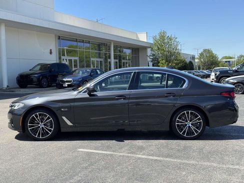 Certified 2023 BMW 530e xDrive AWD/4WD image 8