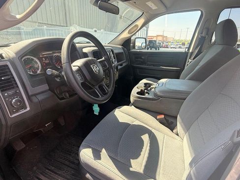 Used 2017 RAM 1500 Express image 9