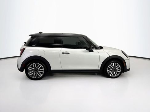 New 2026 MINI Cooper 2-Door Hardtop FWD image 4