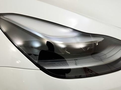Used 2024 Tesla Model Y 2WD image 22