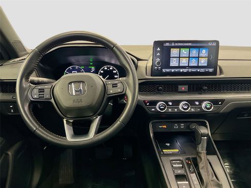 Used 2025 Honda CR-V Sport-L image 2