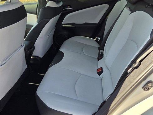 Used 2019 Toyota Prius Limited image 10