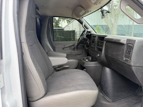 Used 2025 GMC Savana 2500 w/ Driver Convenience Package RWD image 12