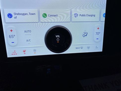 Used 2022 Ford Mustang Mach-E Premium image 24