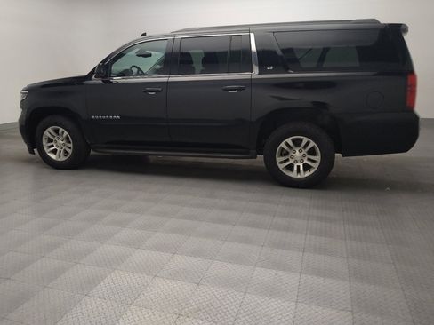 Used 2016 Chevrolet Suburban LS image 3