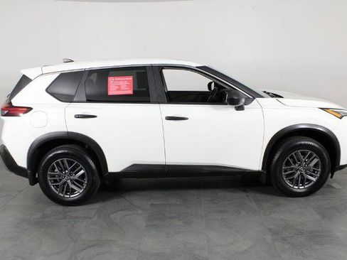 Certified 2023 Nissan Rogue S image 15