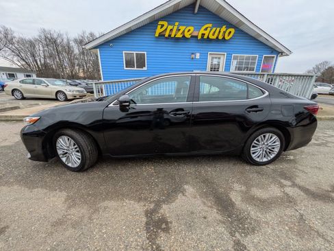 Used 2016 Lexus ES 350 w/ Premium Package w/Wood Trim FWD image 3