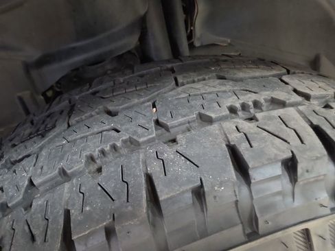 Used 2023 Jeep Wrangler Sport AWD/4WD image 26