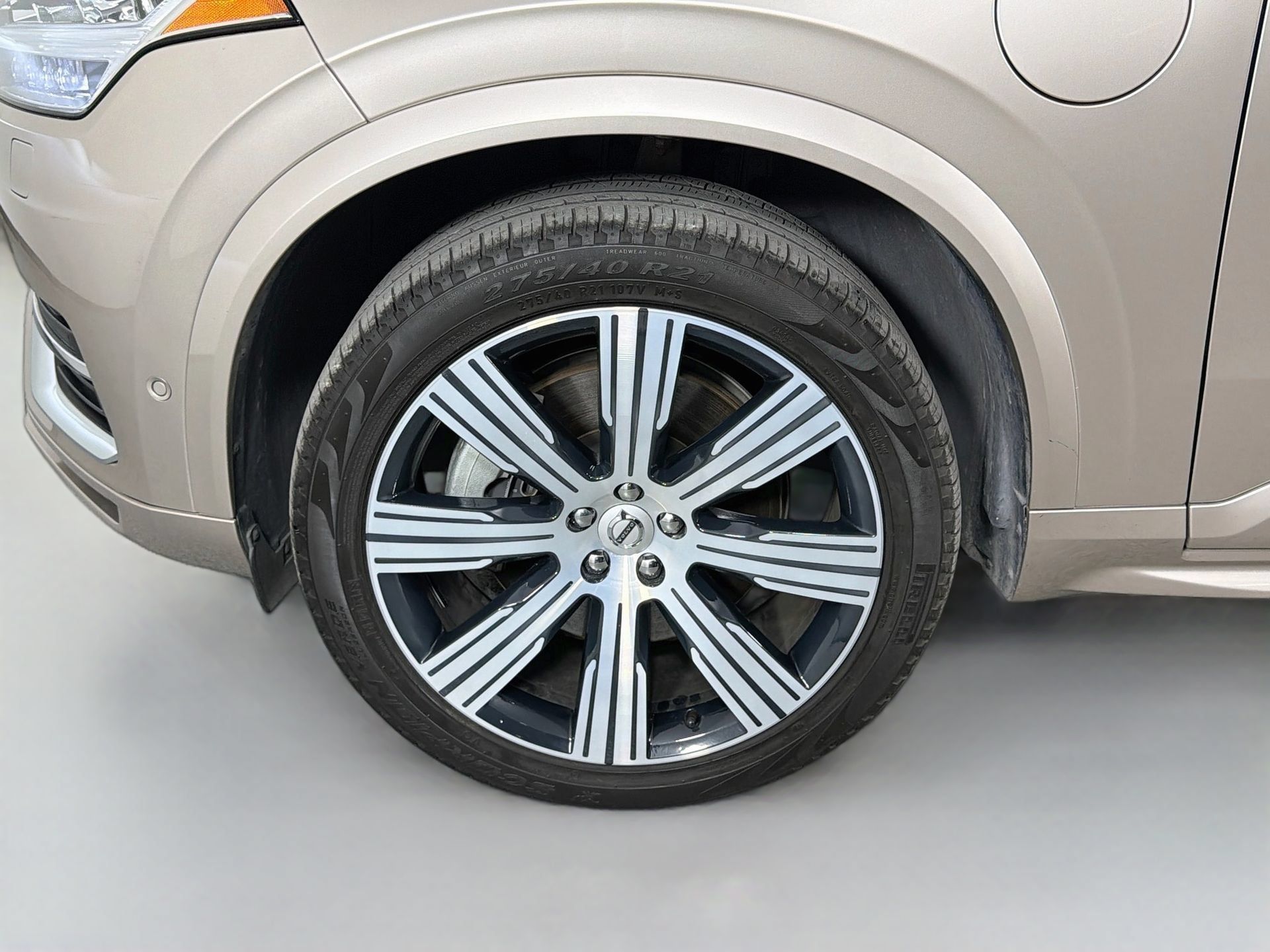 Certified 2024 Volvo XC90 T8 Plus w/ Protection Package Premier AWD/4WD image 34
