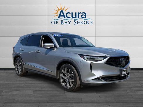 Used 2023 Acura MDX SH-AWD w/ Technology Package image 2