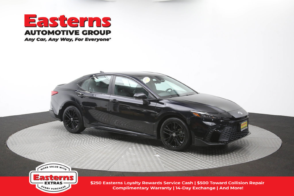 Used 2025 Toyota Camry SE FWD image 49
