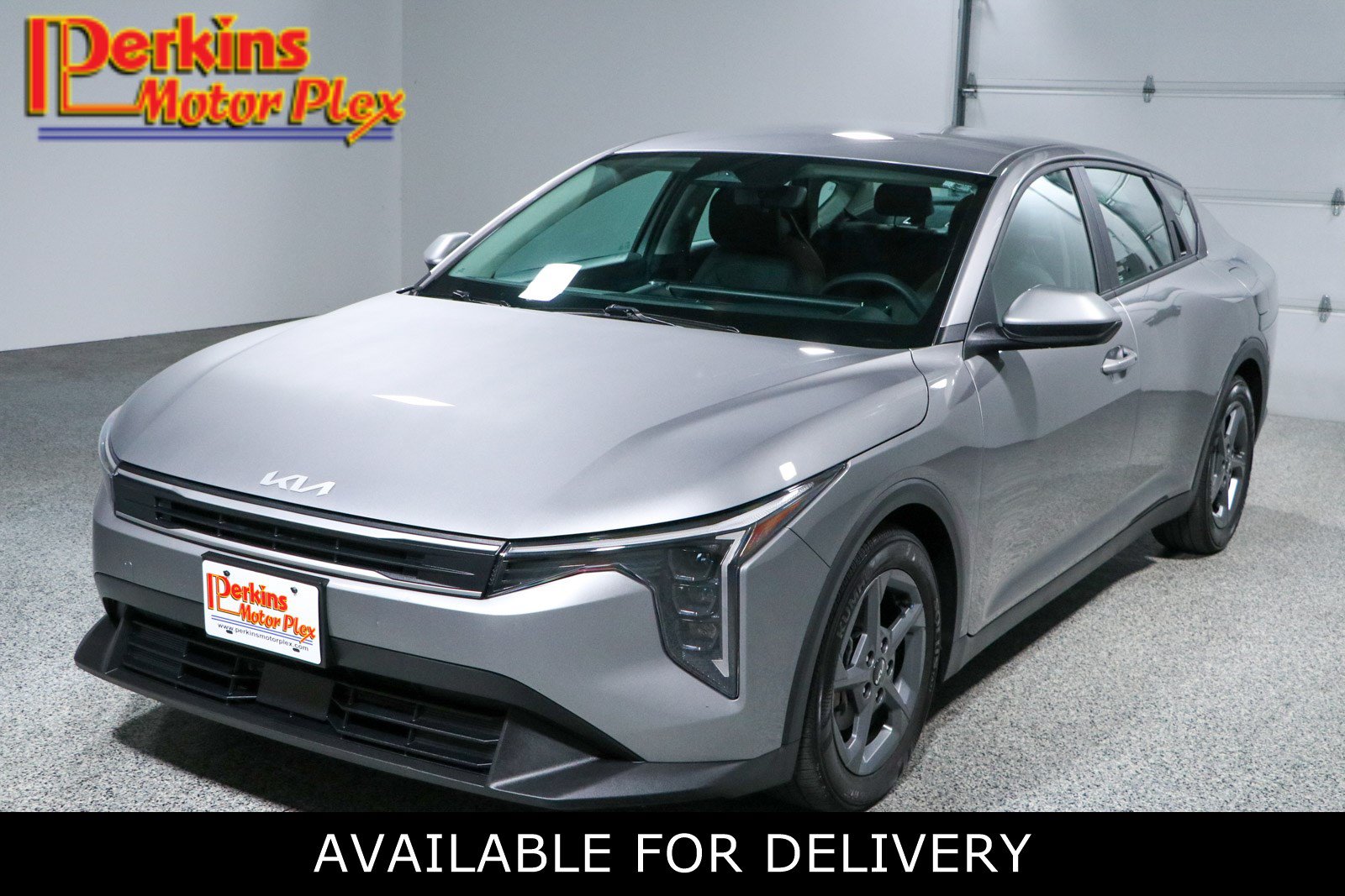 Used 2025 Kia K4 FWD image 1