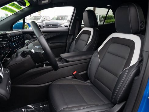 Used 2024 Chevrolet Blazer EV LT image 18