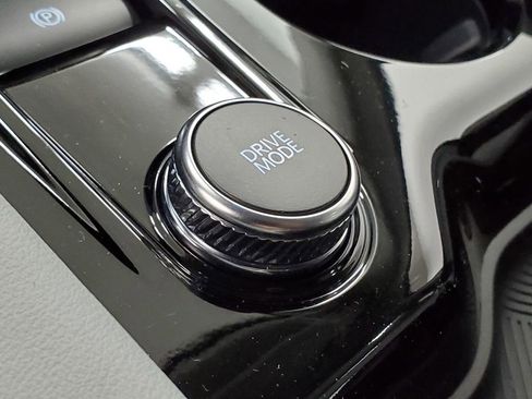 New 2026 Ford Explorer Platinum w/ LUX Leather Package image 18