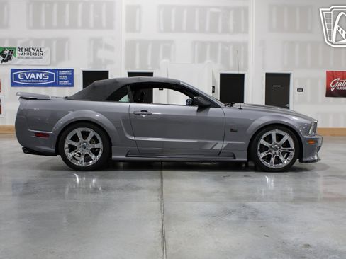 Used 2006 Ford Mustang GT RWD image 33