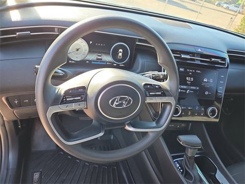 Used 2022 Hyundai Santa Cruz SEL w/ Activity Package image 16