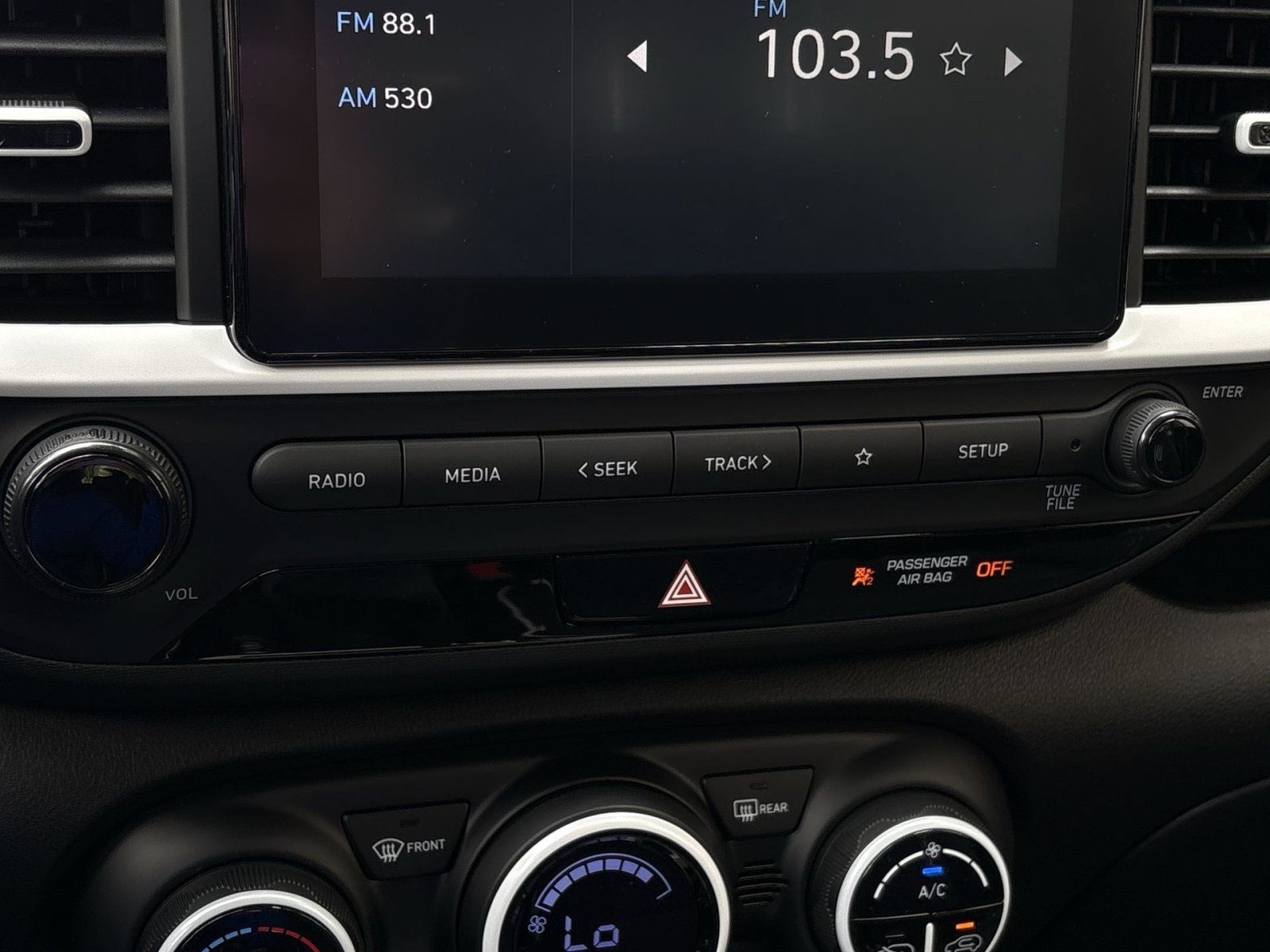Certified 2026 Hyundai Venue SEL FWD image 20