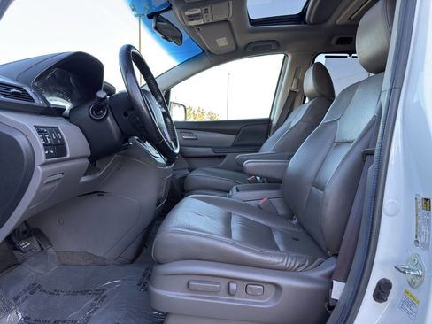 Used 2013 Honda Odyssey Touring image 9