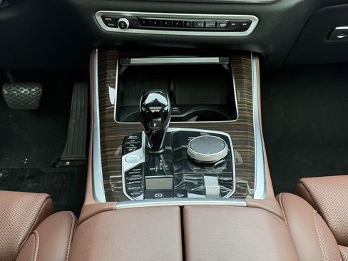 Used 2023 BMW X5 xDrive45e image 13