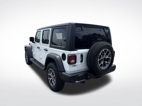 Used 2024 Jeep Wrangler Unlimited Sport AWD/4WD image 7