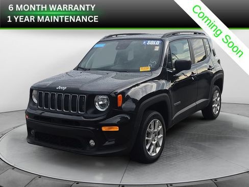 Used 2023 Jeep Renegade Latitude w/ Sun & Fun Group AWD/4WD image 1