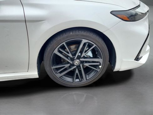 Used 2025 Toyota Camry XSE image 26