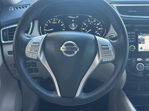 Used 2016 Nissan Rogue SL image 10