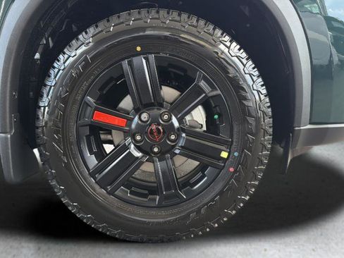 New 2026 Nissan Rogue SV AWD/4WD image 12