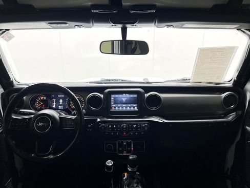 Used 2021 Jeep Wrangler Unlimited Sport AWD/4WD image 19