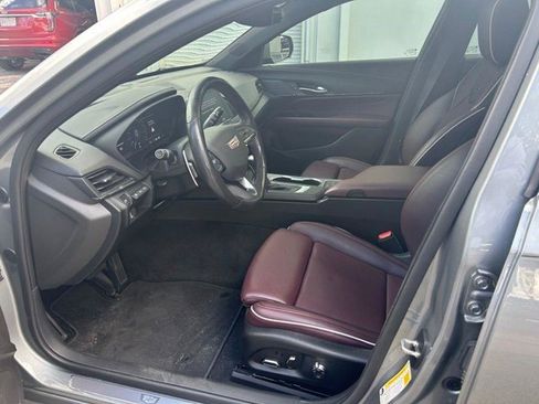 Certified 2023 Cadillac CT4 Sport w/ Technology Package image 10