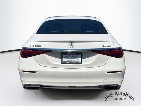 Used 2022 Mercedes-Benz S 580 4MATIC Sedan image 6