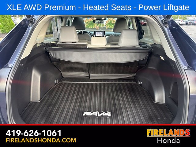 Used 2022 Toyota RAV4 XLE Premium AWD/4WD image 31