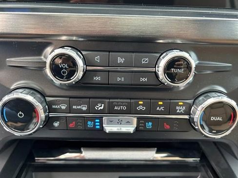 New 2024 Ford F250 Lariat w/ Lariat Ultimate Package image 21